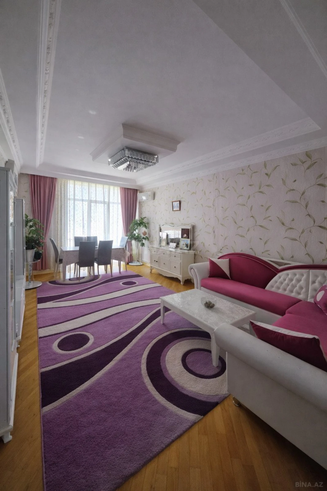 Satılır 3 otaqlı mənzil 126 m²