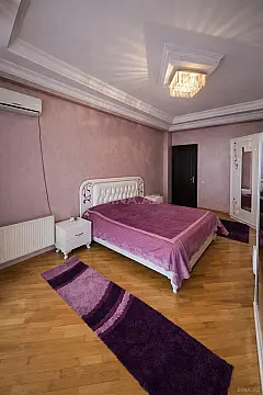 Satılır 3 otaqlı mənzil 126 m²