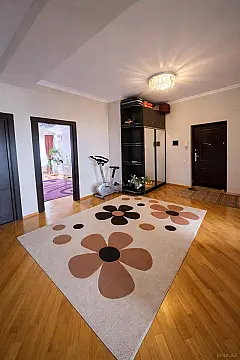 Satılır 3 otaqlı mənzil 126 m²