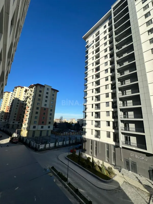 Kirayə verilir 2 otaqlı mənzil 85 m²
