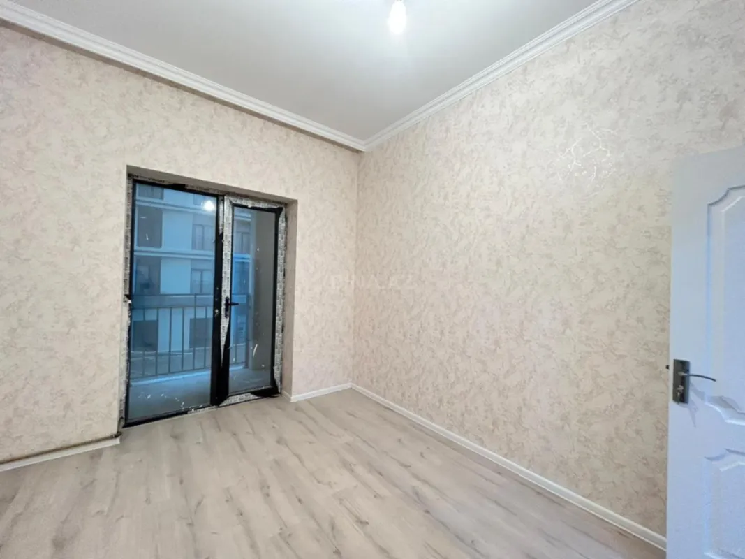 Satılır 2 otaqlı mənzil 100 m²