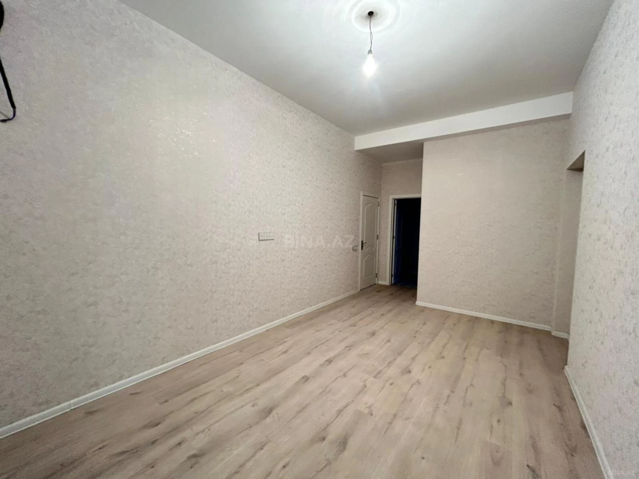 Satılır 2 otaqlı mənzil 100 m²
