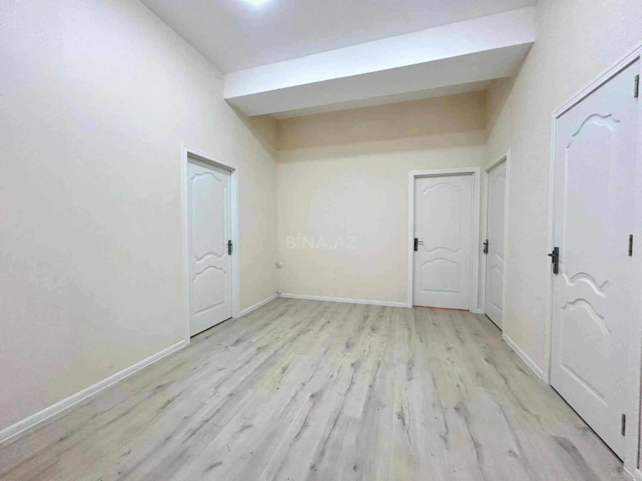 Satılır 2 otaqlı mənzil 100 m²