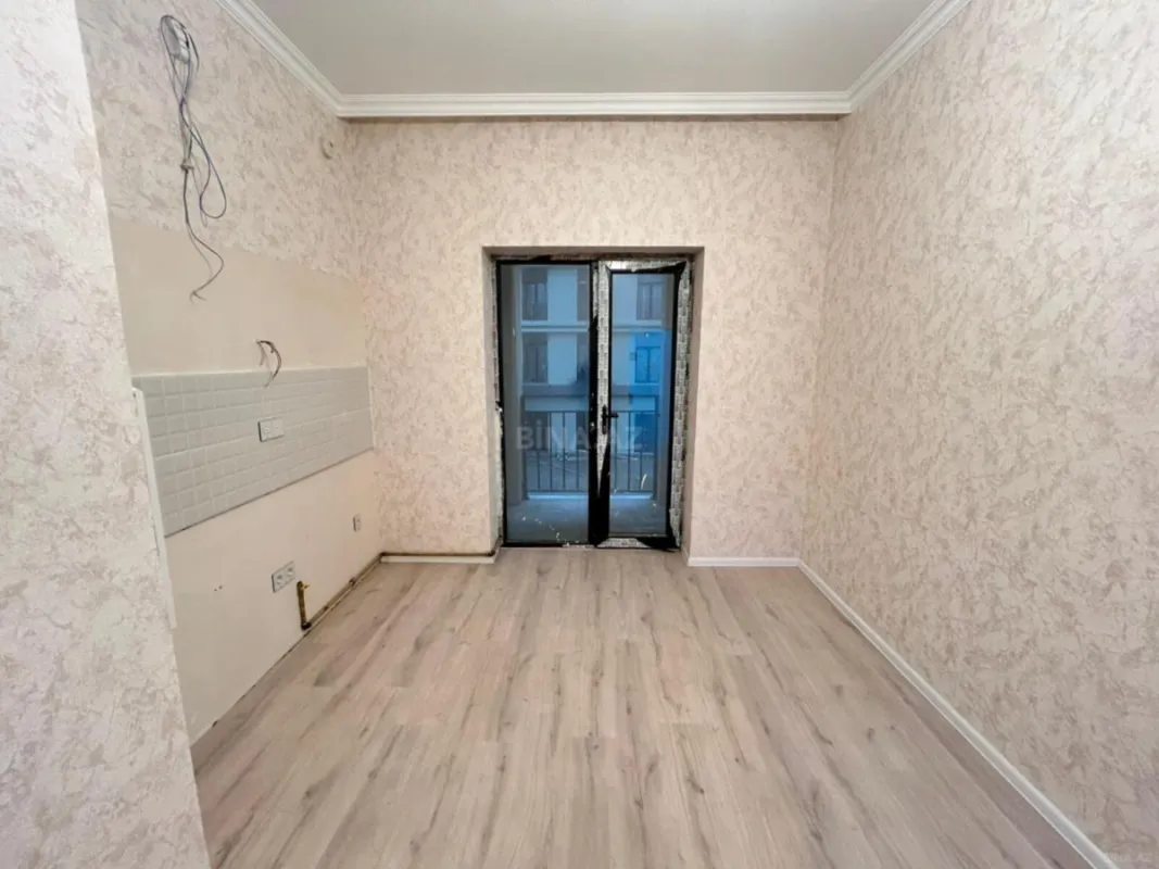 Satılır 2 otaqlı mənzil 100 m²