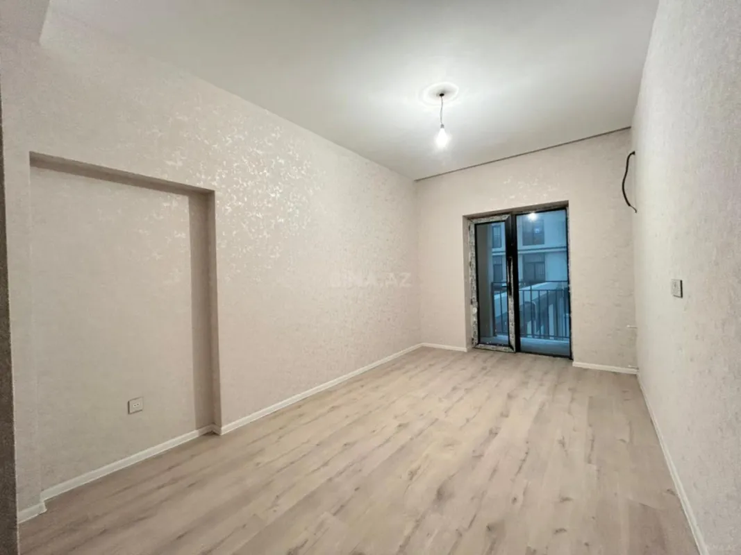 Satılır 2 otaqlı mənzil 100 m²