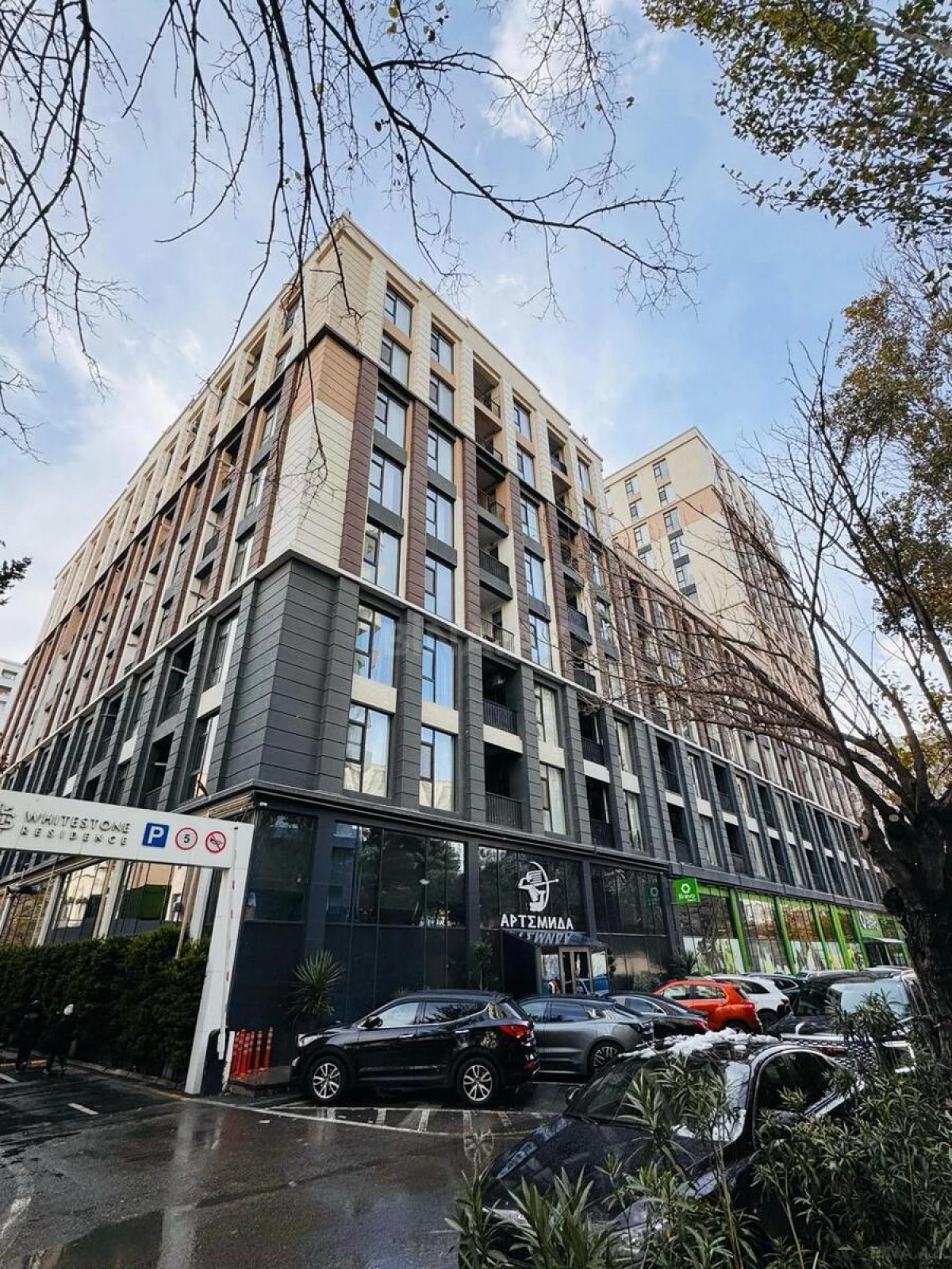 Satılır 2 otaqlı mənzil 100 m²