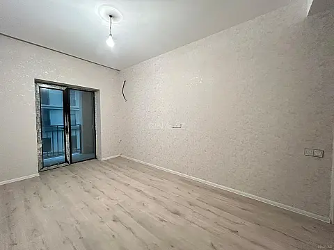 Satılır 2 otaqlı mənzil 100 m²