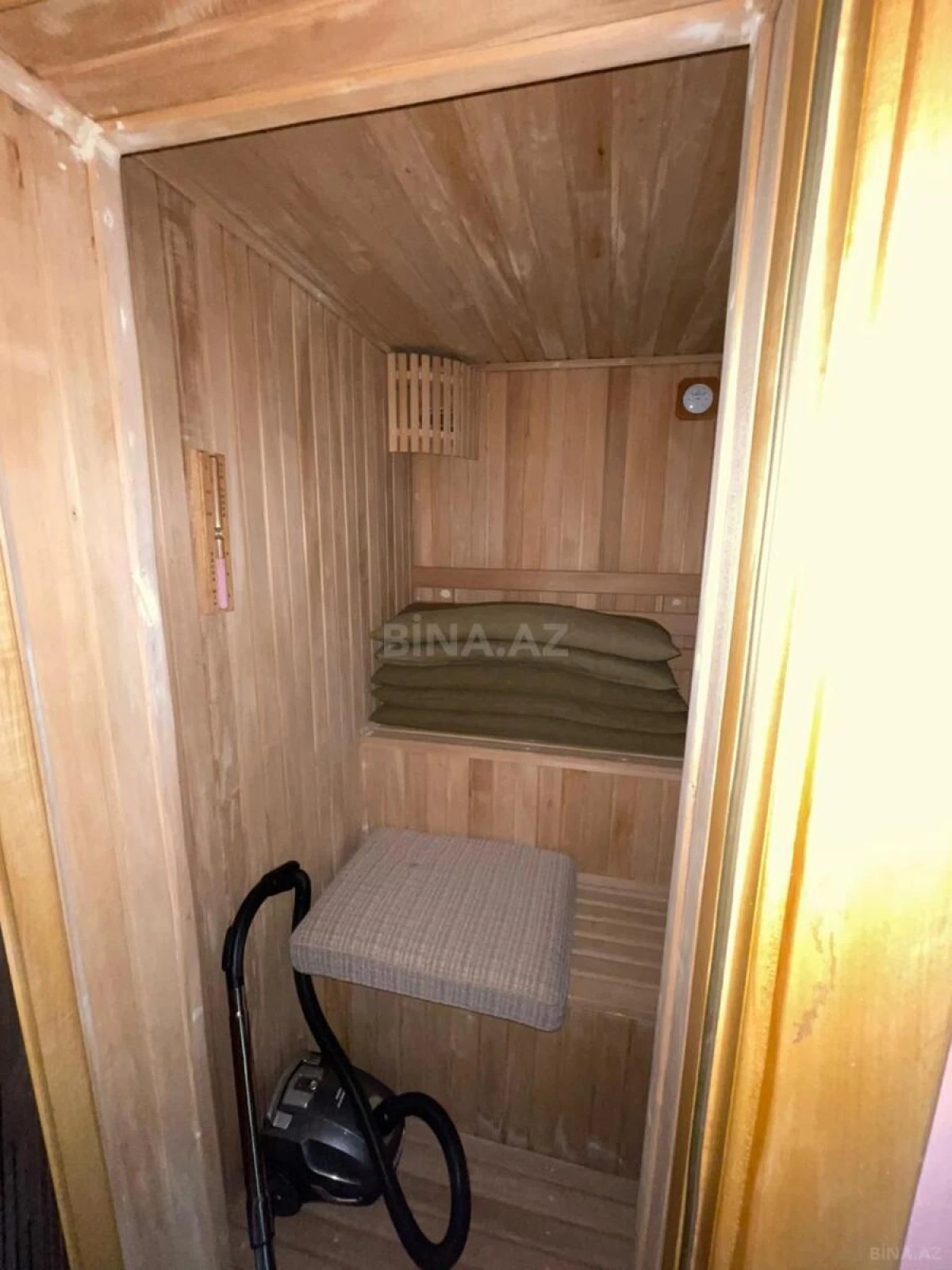 Satılır 7 otaqlı həyət evi 150 m²