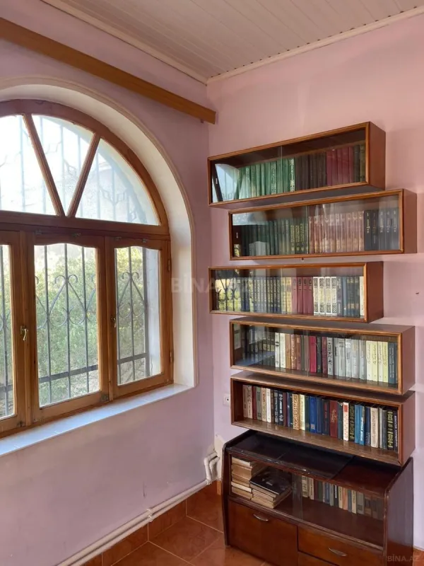 Satılır 7 otaqlı həyət evi 150 m²