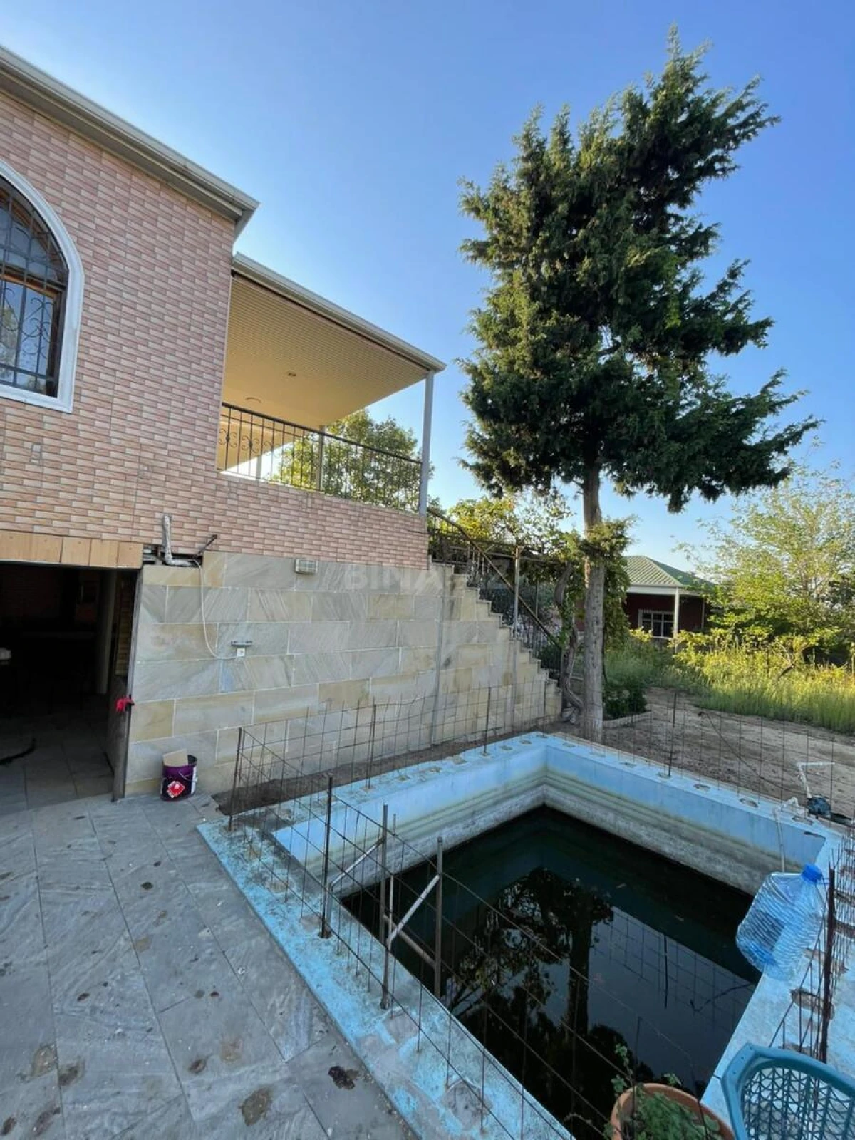 Satılır 7 otaqlı həyət evi 150 m²