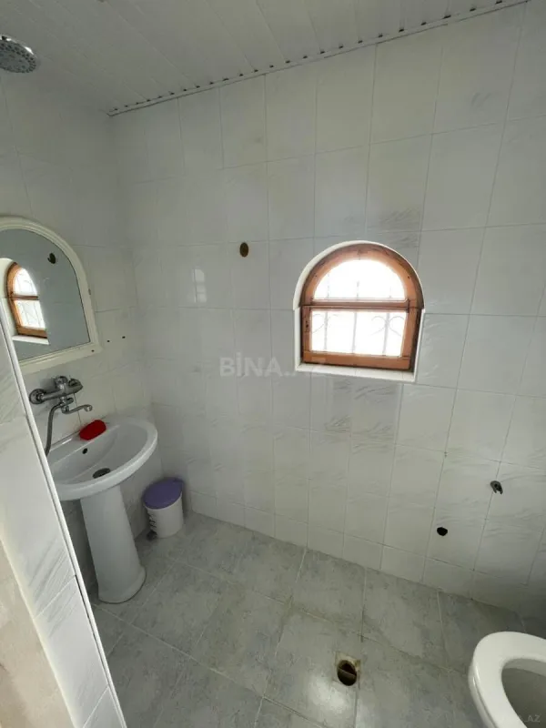 Satılır 7 otaqlı həyət evi 150 m²
