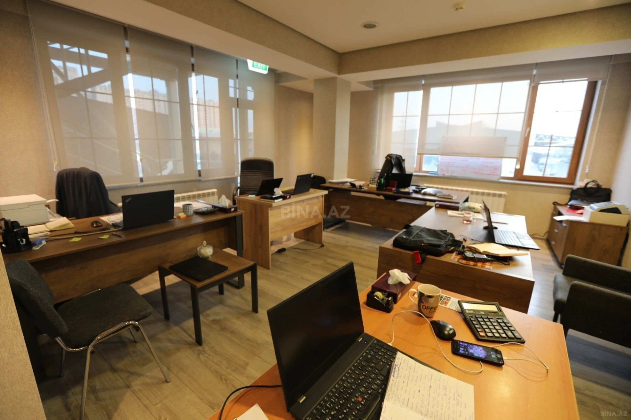 Kirayə verilir 12 otaqlı ofis 500 m²