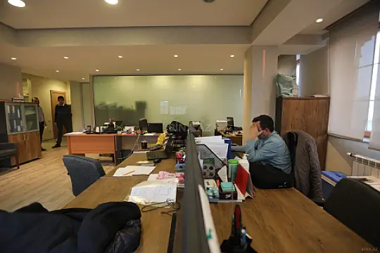 Kirayə verilir 12 otaqlı ofis 500 m²