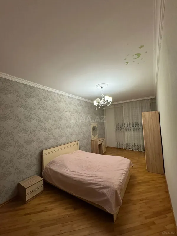 Kirayə verilir 3 otaqlı mənzil 170 m²
