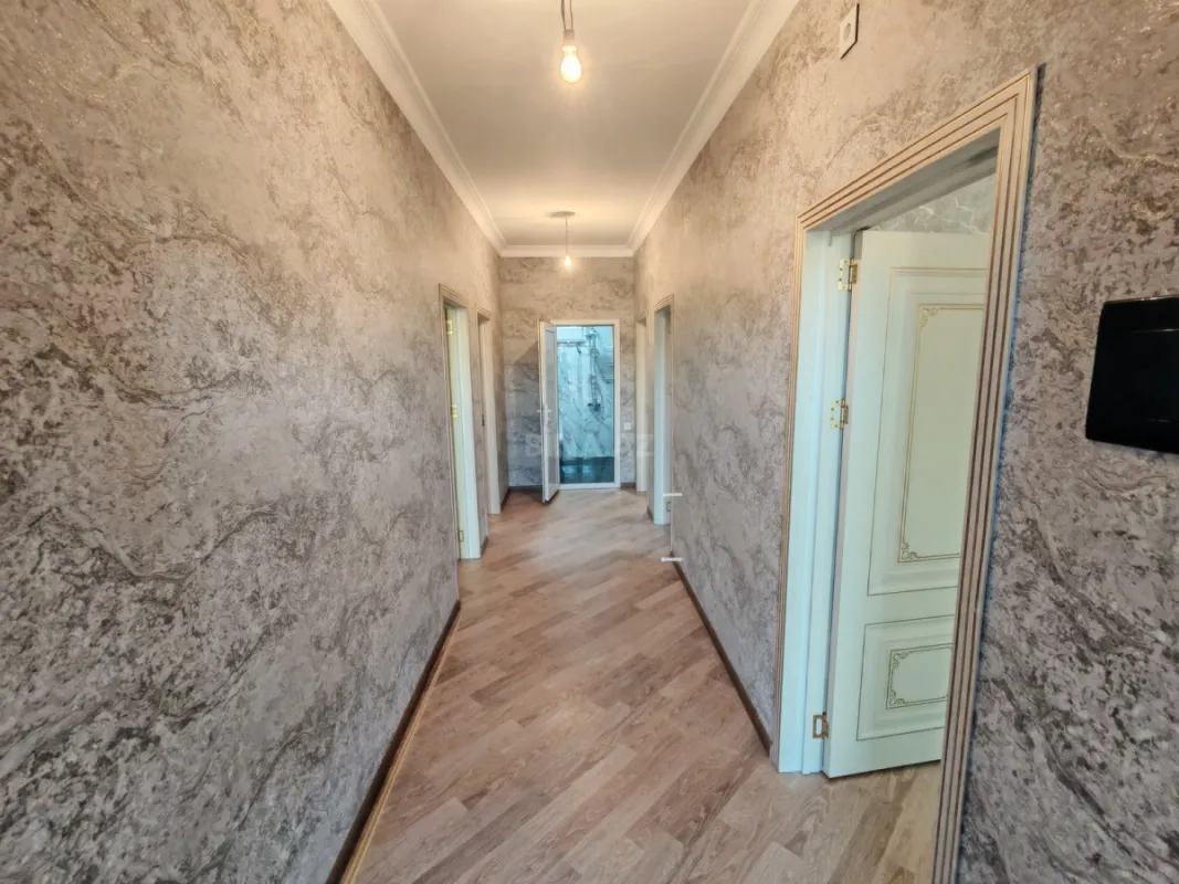 Satılır 4 otaqlı həyət evi 120 m²