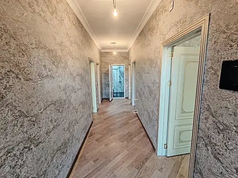 Satılır 4 otaqlı həyət evi 120 m²