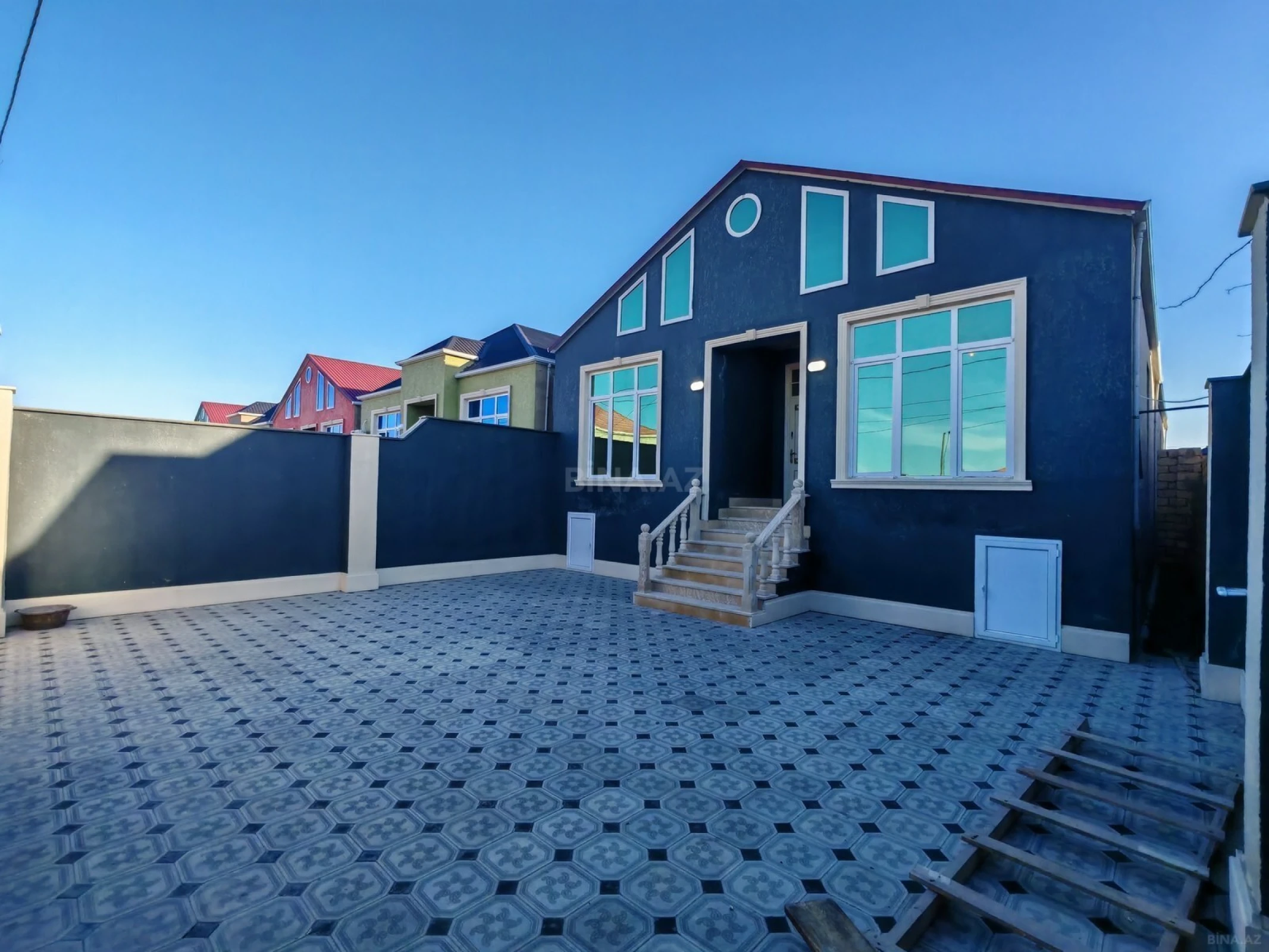 Satılır 4 otaqlı həyət evi 120 m²