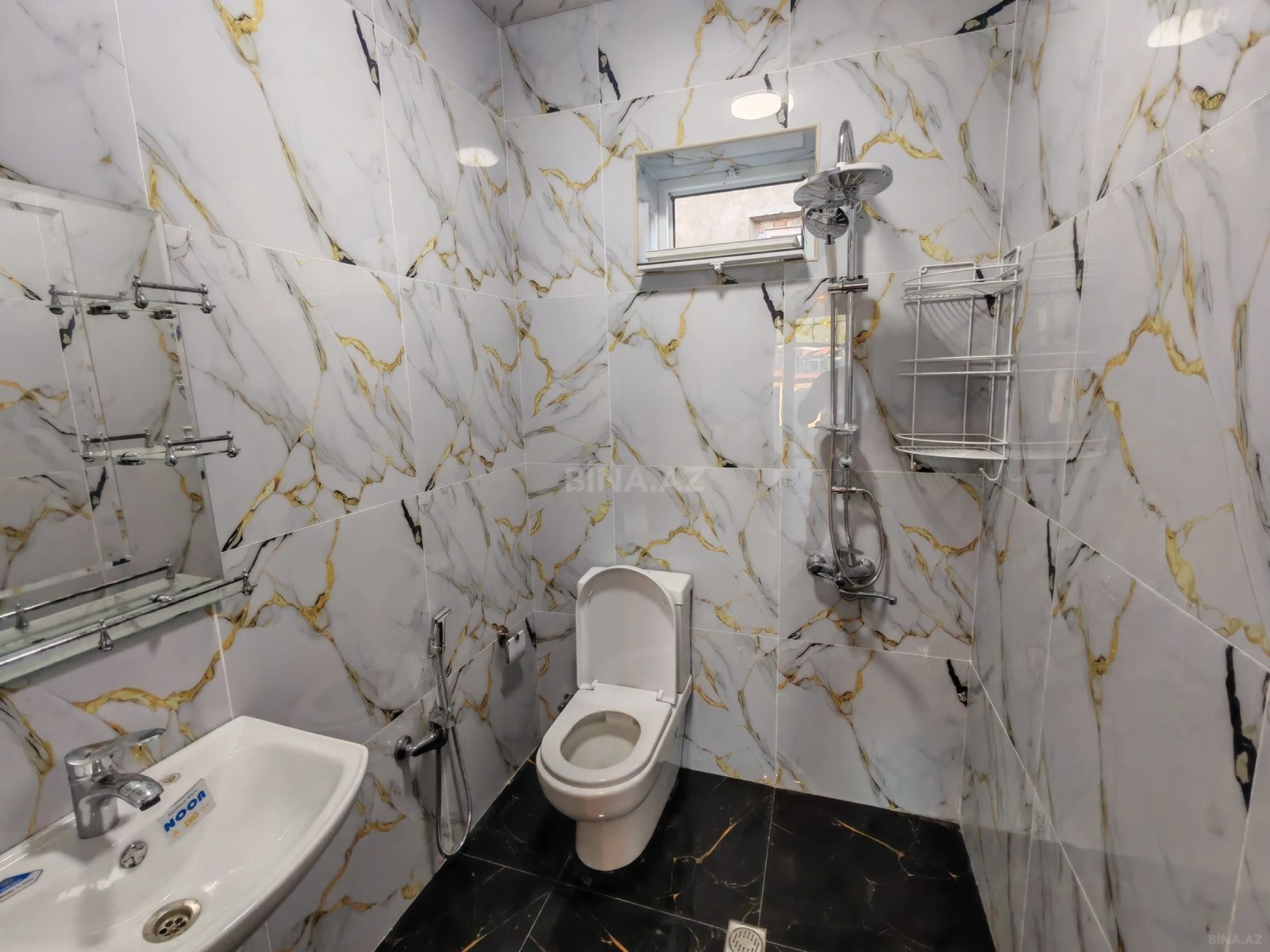 Satılır 4 otaqlı həyət evi 120 m²