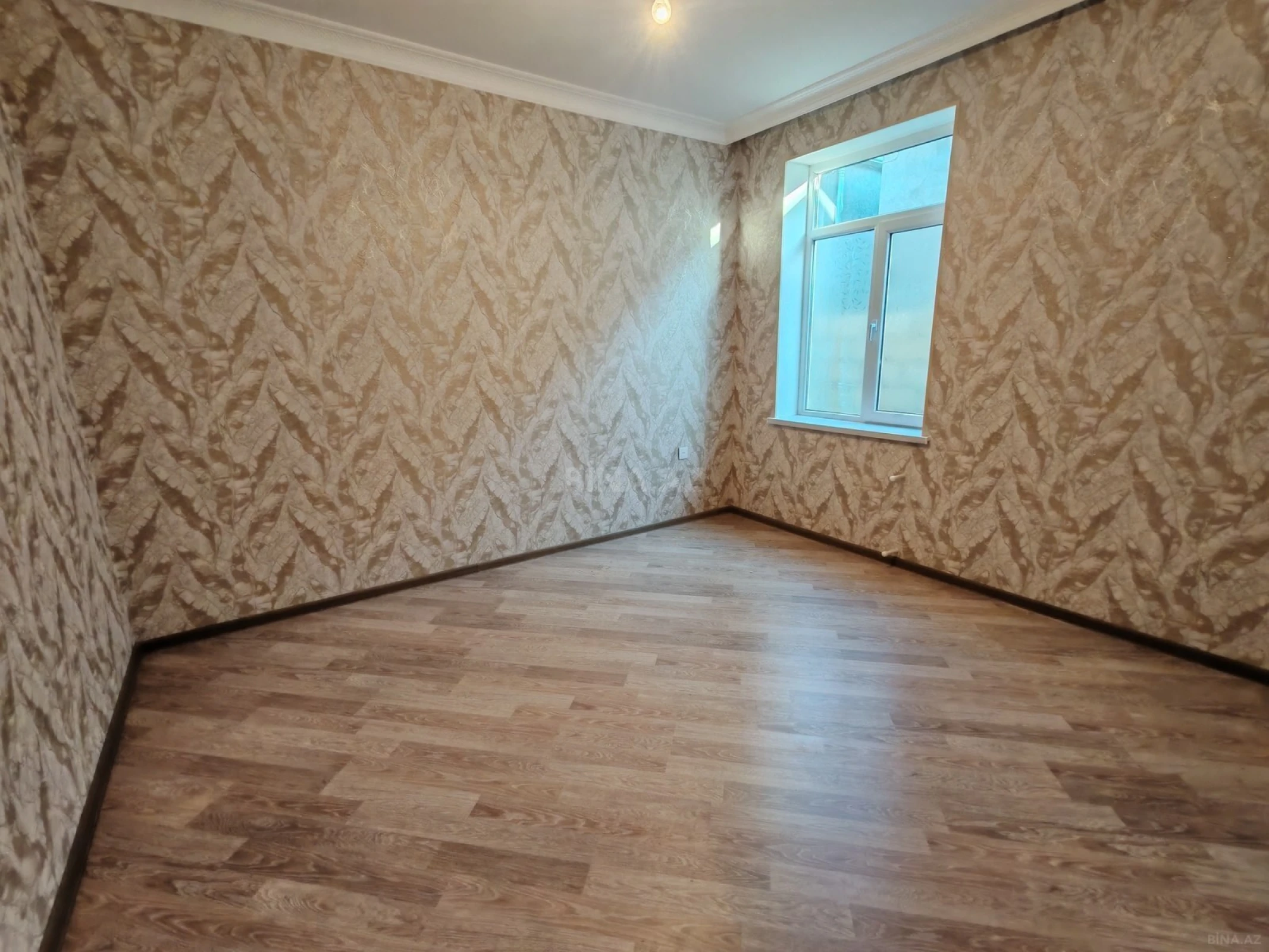 Satılır 4 otaqlı həyət evi 120 m²
