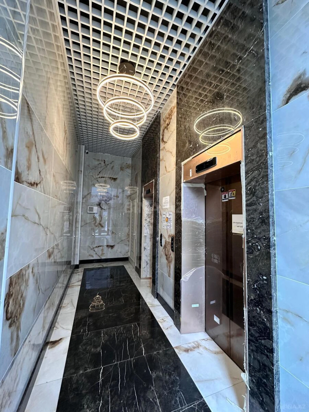 Kirayə verilir 1 otaqlı ofis 28 m²