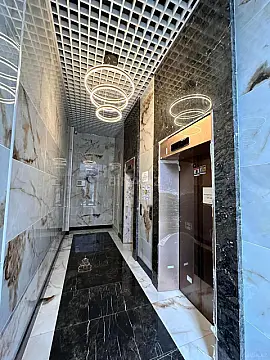 Kirayə verilir 1 otaqlı ofis 28 m²