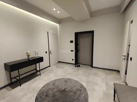 Kirayə verilir 3 otaqlı mənzil 120 m²