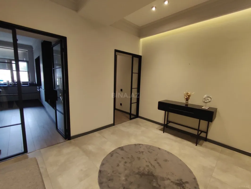 Kirayə verilir 3 otaqlı mənzil 120 m²