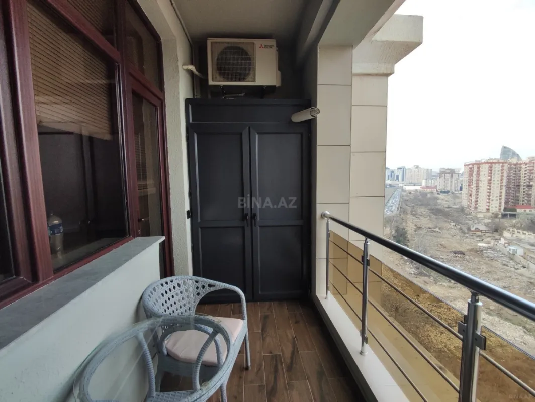 Kirayə verilir 3 otaqlı mənzil 120 m²