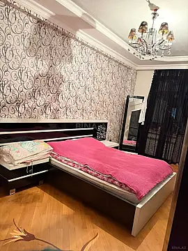 Satılır 4 otaqlı mənzil 174 m²