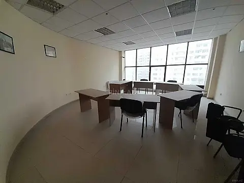 Kirayə verilir obyekt 550 m²