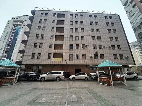 Kirayə verilir obyekt 550 m²