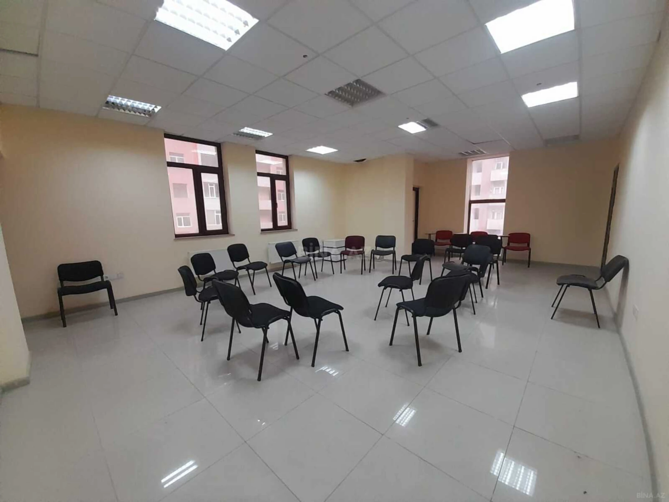 Kirayə verilir obyekt 550 m²