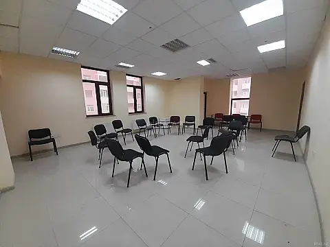 Kirayə verilir obyekt 550 m²