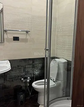 Kirayə verilir 3 otaqlı mənzil 137 m²