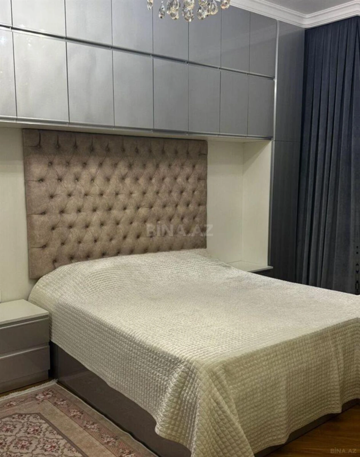 Kirayə verilir 3 otaqlı mənzil 137 m²