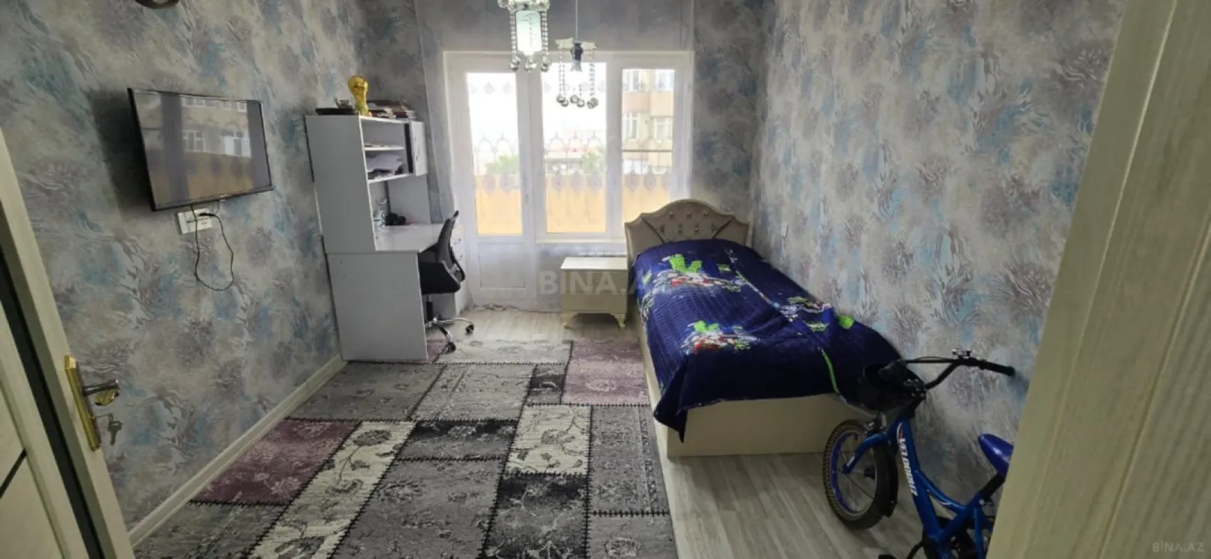 Satılır 5 otaqlı mənzil 107 m²