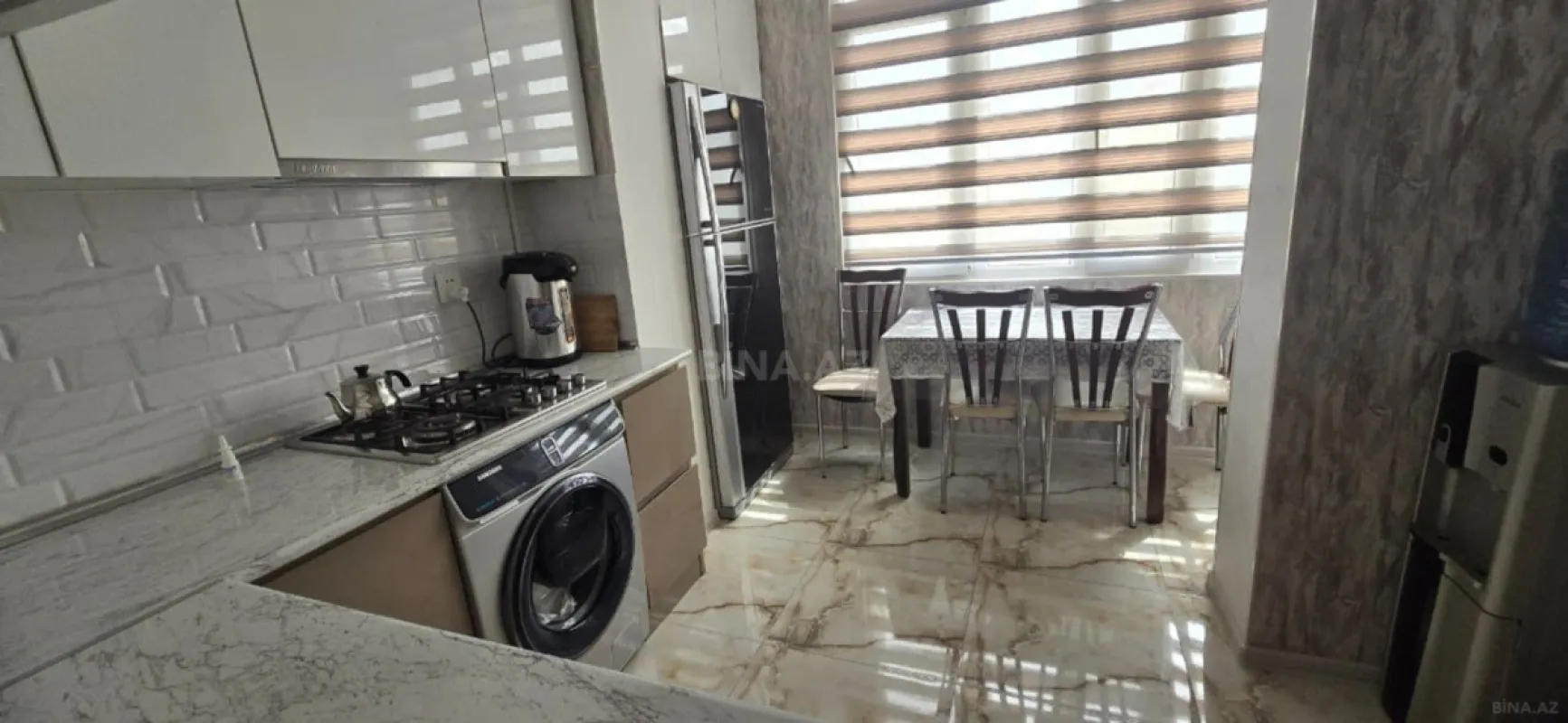 Satılır 5 otaqlı mənzil 107 m²