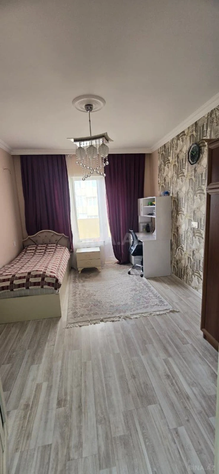 Satılır 5 otaqlı mənzil 107 m²