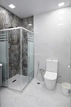 Satılır 2 otaqlı mənzil 67 m²