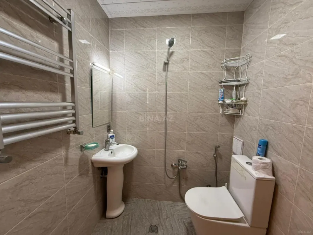 Satılır 3 otaqlı mənzil 125 m²
