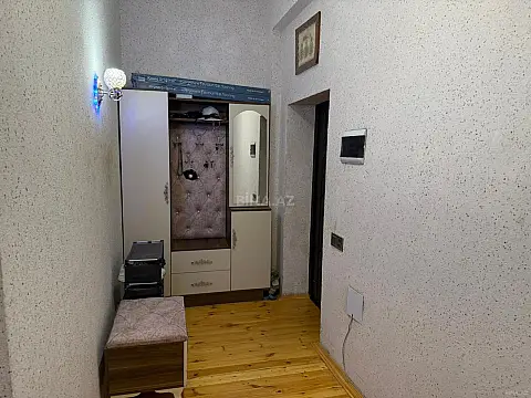 Satılır 3 otaqlı mənzil 125 m²