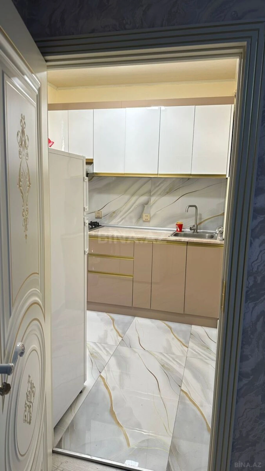 Kirayə verilir 2 otaqlı mənzil 60 m²