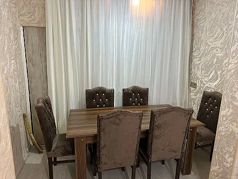 Kirayə verilir 2 otaqlı mənzil 60 m²