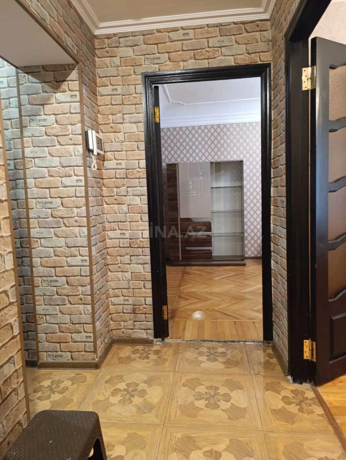 Kirayə verilir 3 otaqlı mənzil 75 m²