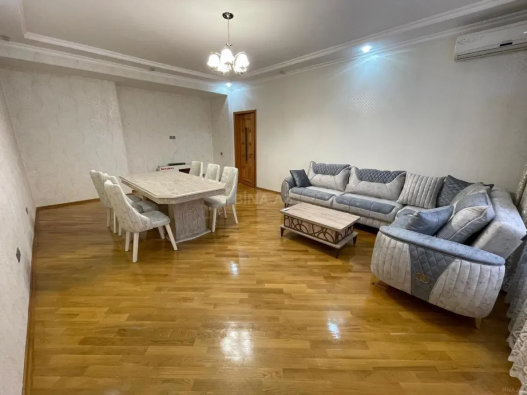 Kirayə verilir 3 otaqlı mənzil 100 m²
