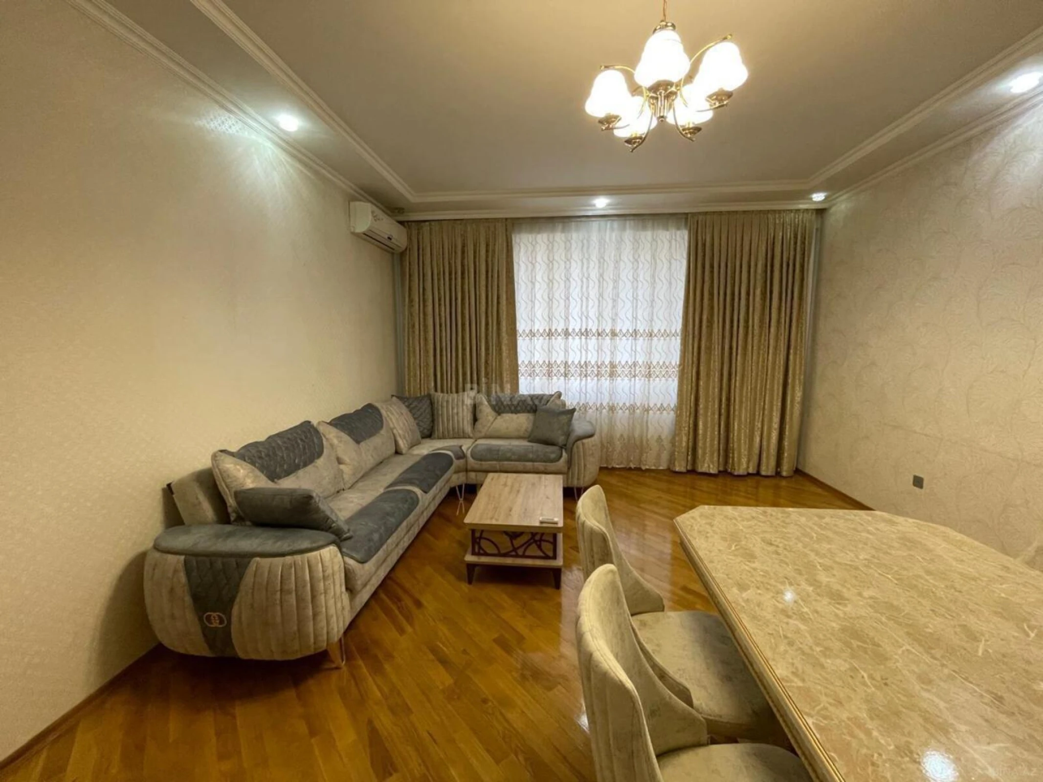 Kirayə verilir 3 otaqlı mənzil 100 m²