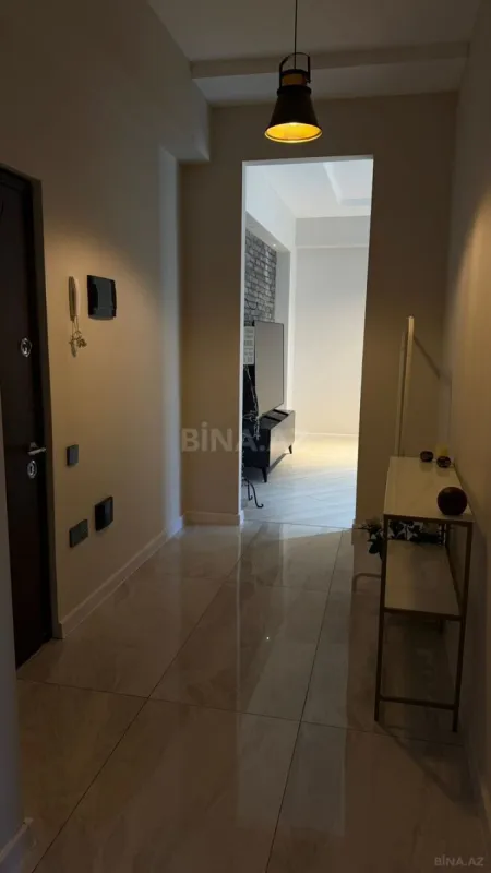 Kirayə verilir 2 otaqlı mənzil 80 m²