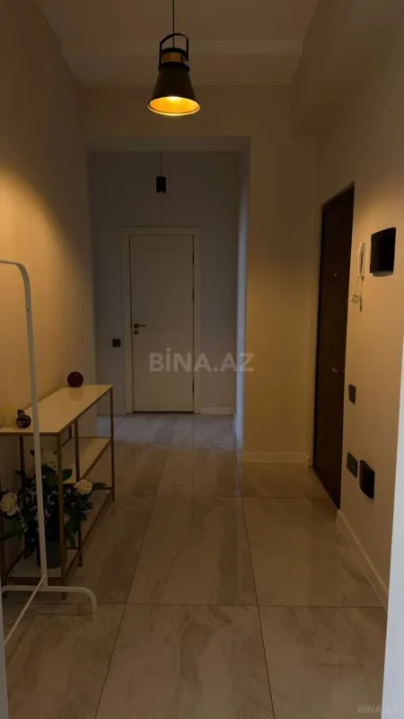 Kirayə verilir 2 otaqlı mənzil 80 m²