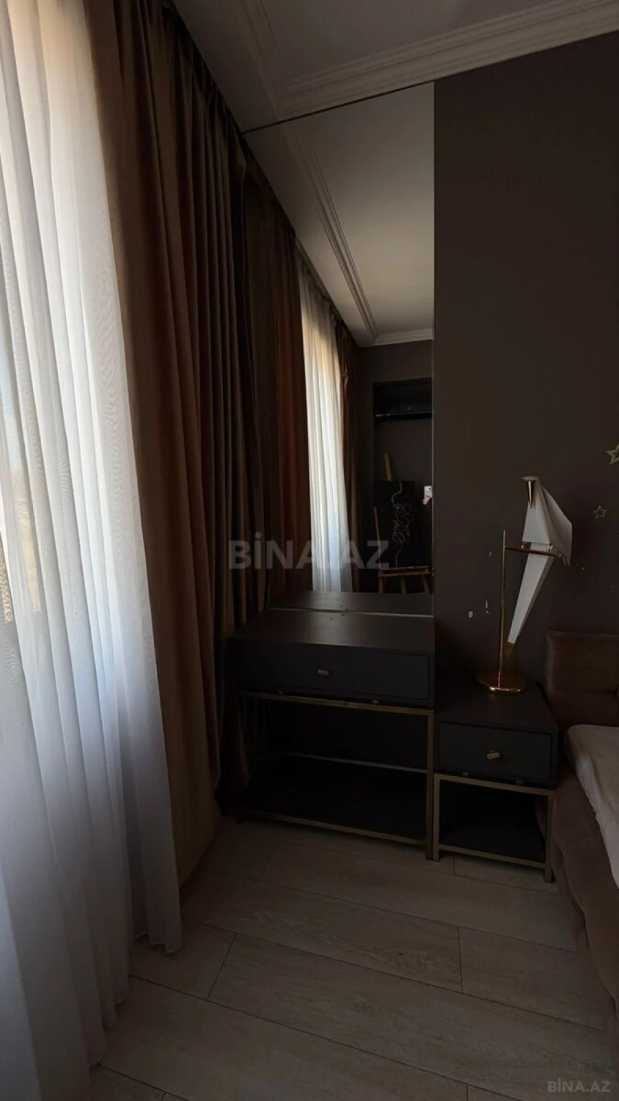 Kirayə verilir 2 otaqlı mənzil 80 m²