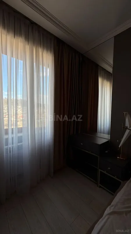 Kirayə verilir 2 otaqlı mənzil 80 m²